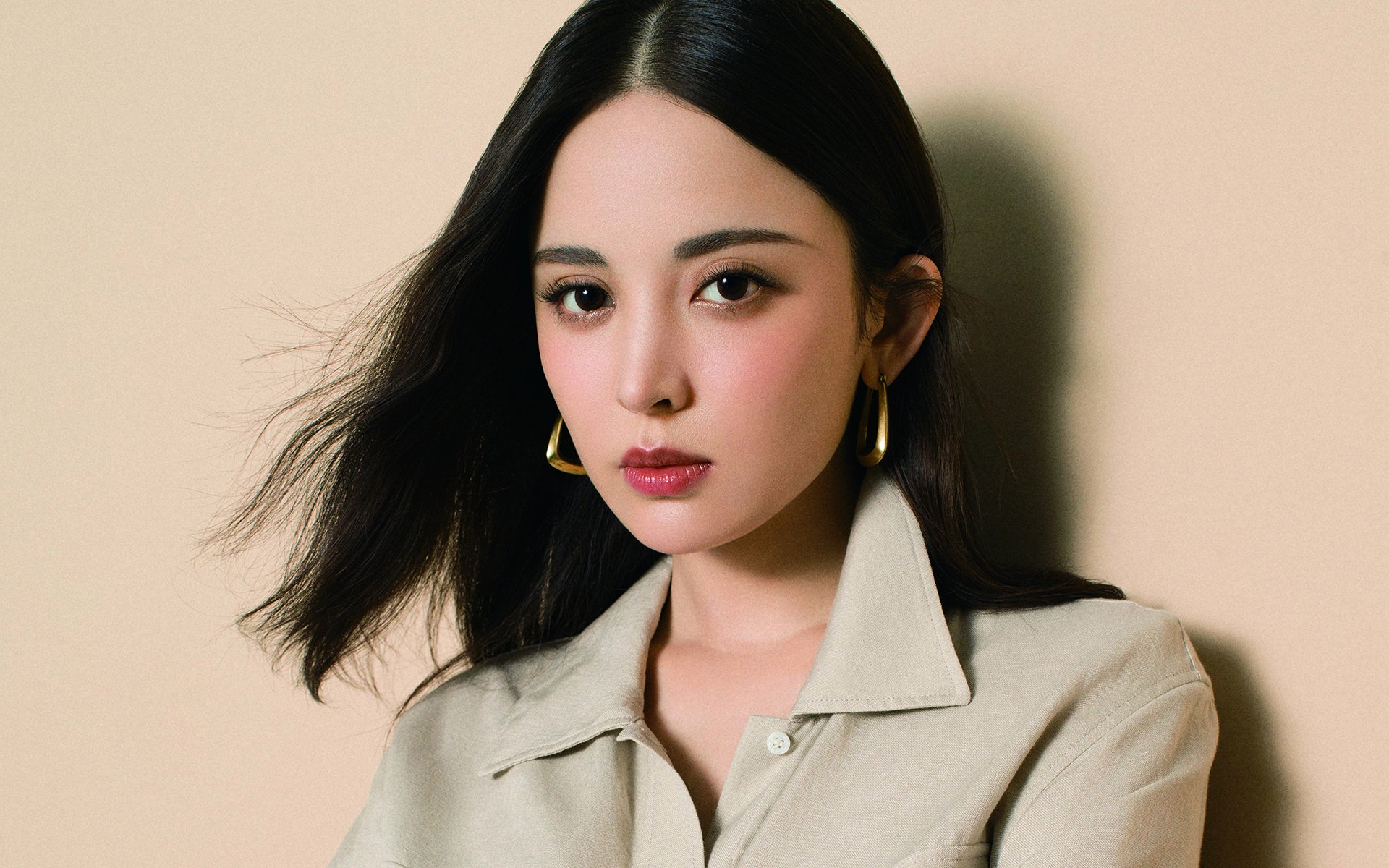 九游娱乐-卢顿镇主场气氛热烈，草地球场或成冲超关键，卢登在哪里