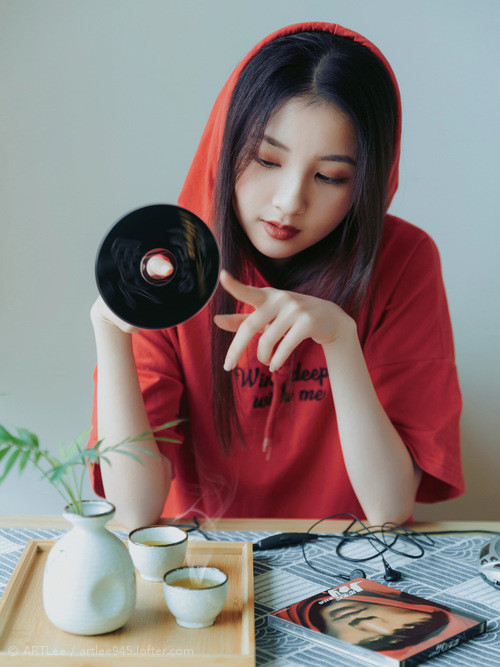 德国女足队崭露头角，势不可挡，德国女足球队